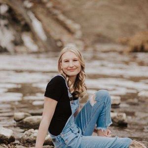 Meet your Posher, Madelyn